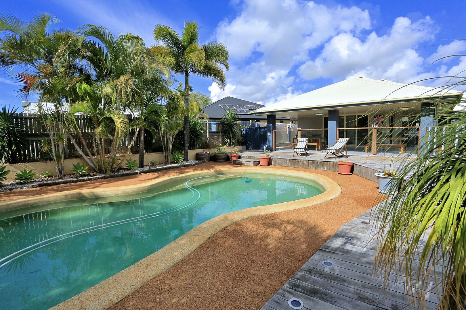 7 Garden View Court, Kalkie QLD 4670, Image 1