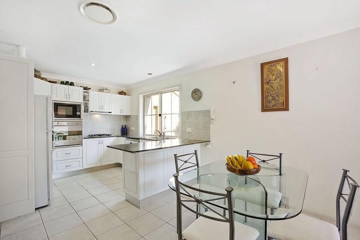 5 Waruda Place, HUNTLEYS COVE NSW 2111, Image 2