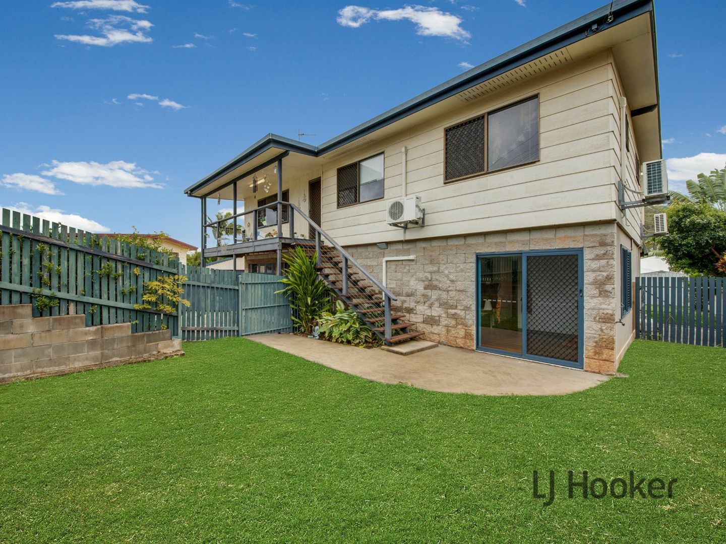 9 Marina Avenue, Boyne Island QLD 4680, Image 1