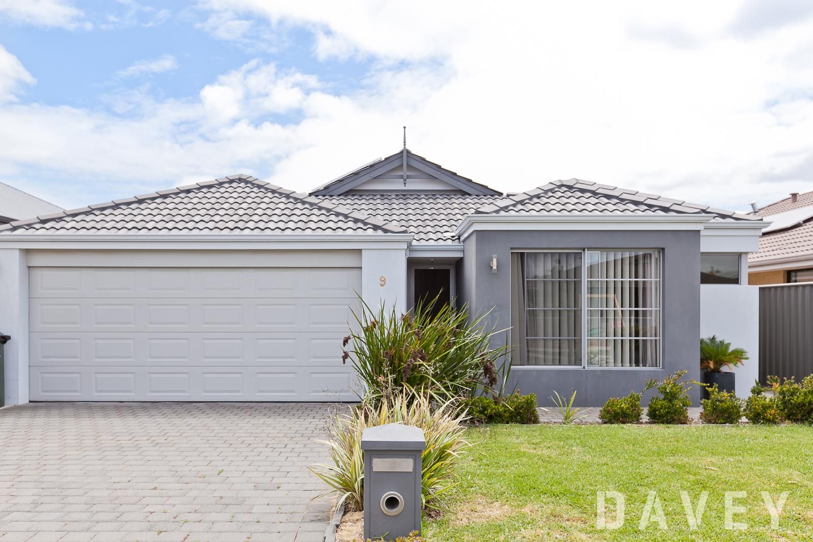 3 bedrooms House in 9 Bahama Way BANKSIA GROVE WA, 6031