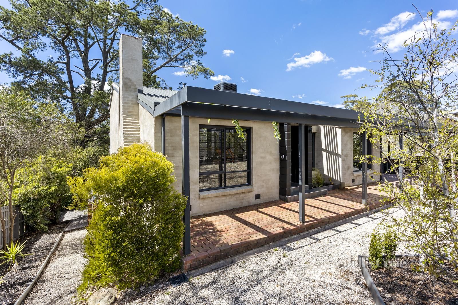 127 Main Road, Hepburn Springs VIC 3461, Image 1