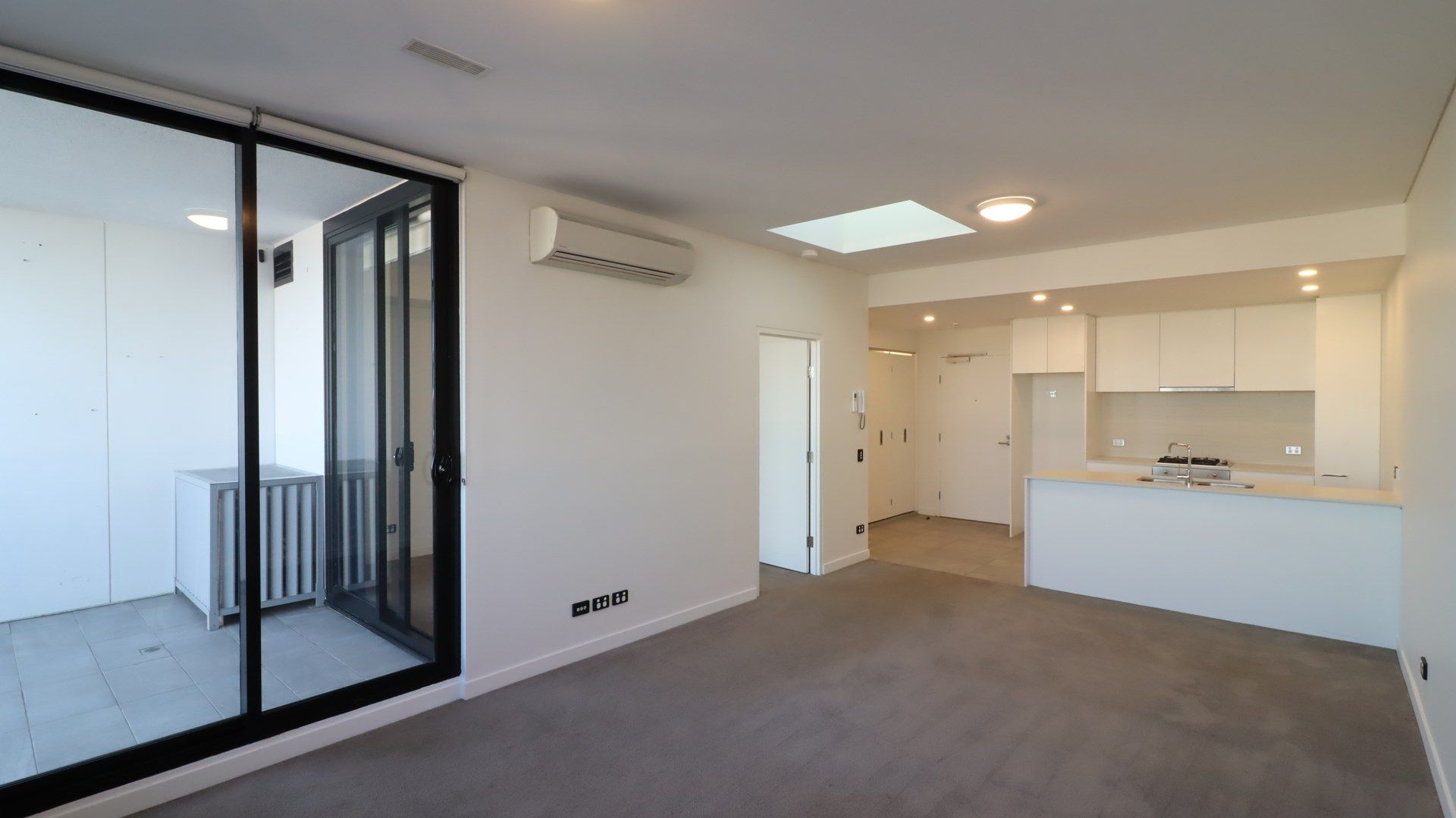 1 bedrooms Apartment / Unit / Flat in F3705/50 Pemberton Street BOTANY NSW, 2019