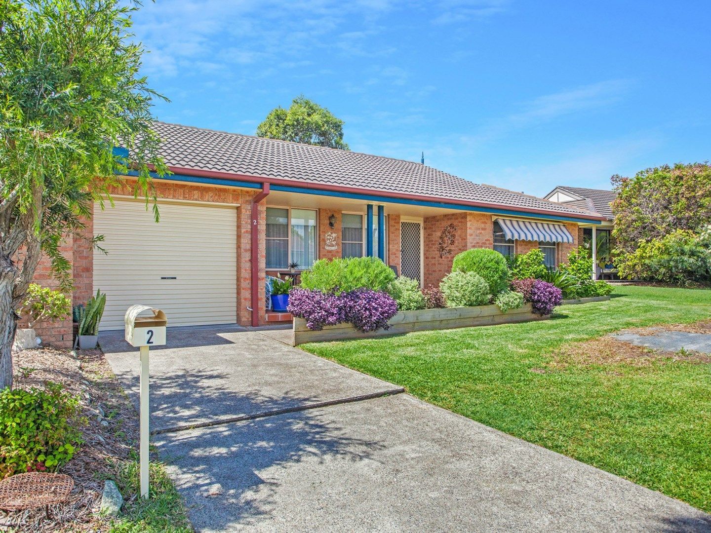 2/2 Silky Ash Close, Old Bar NSW 2430, Image 0