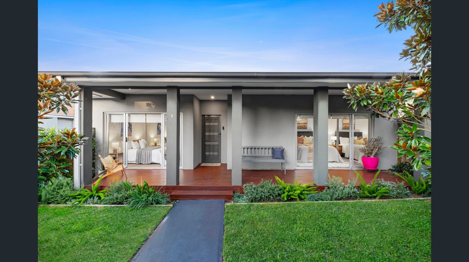 3 bedrooms Townhouse in 1/30 Cameron Avenue OAKLEIGH SOUTH VIC, 3167