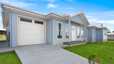 Picture of 13 Brooklands Cres, GOULBURN NSW 2580