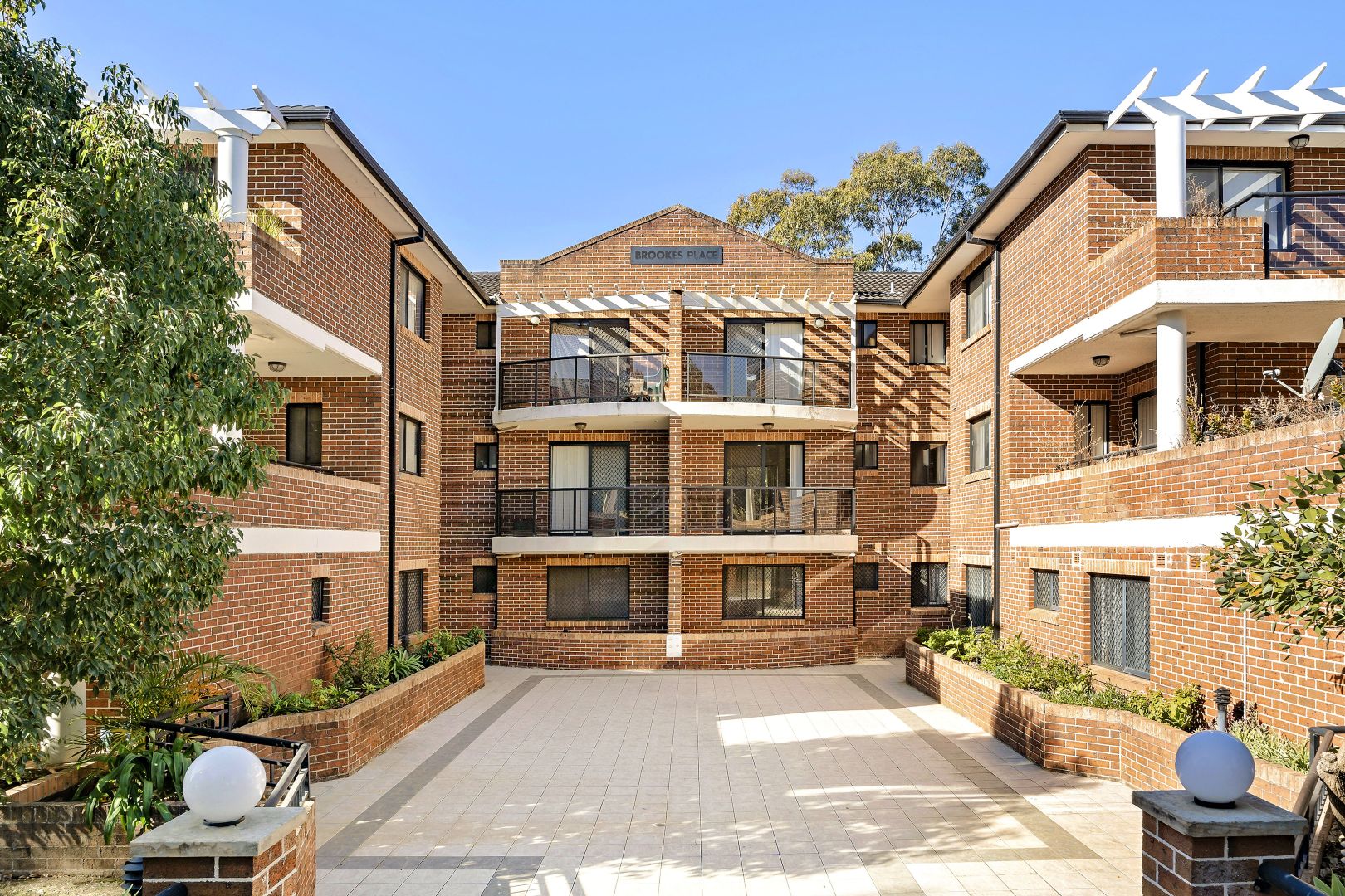13/35 Cairds Avenue, Bankstown NSW 2200