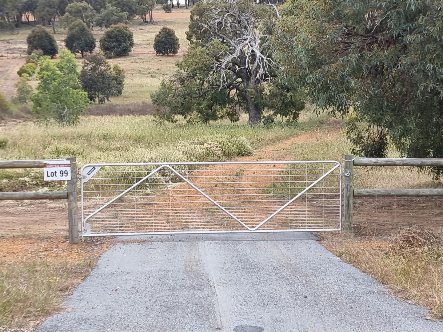 1 bedrooms Vacant land in 82 Guernsey Rise CHITTERING WA, 6084