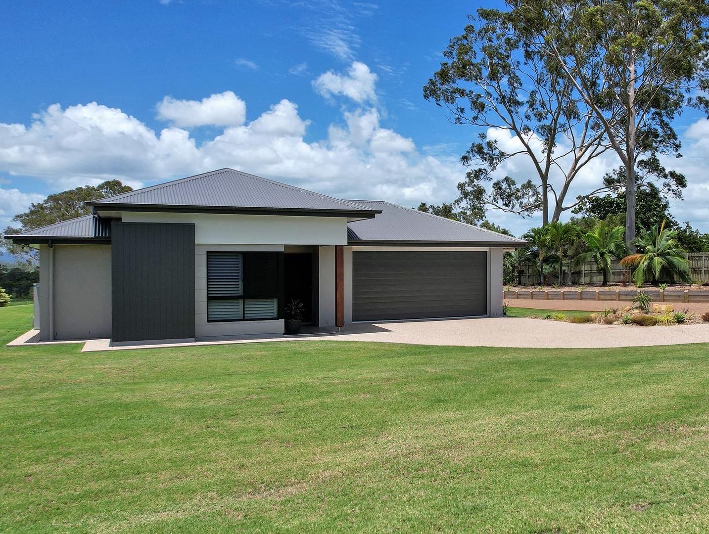 930 Grasstree Road, Sarina Beach QLD 4737 Domain