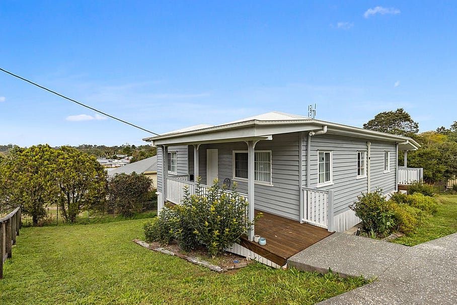 3 bedrooms House in 13 Teak Street MALENY QLD, 4552