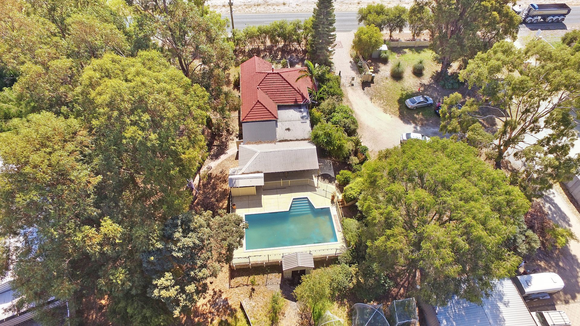 300 Neaves Road, Mariginiup WA 6078, Image 2