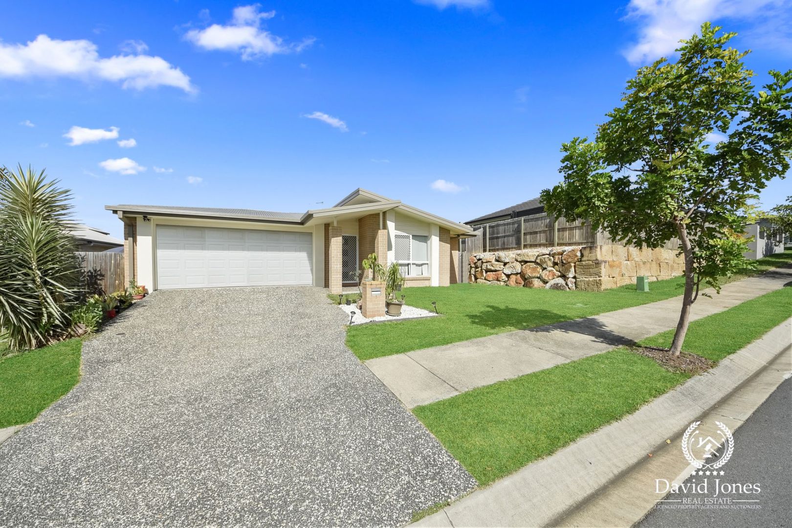 3 Firetail Street, Deebing Heights QLD 4306, Image 1