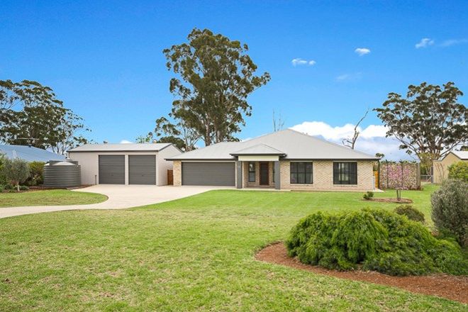 Picture of 10 Bass Street, CABARLAH QLD 4352