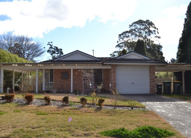 10 James Street, Moss Vale NSW 2577