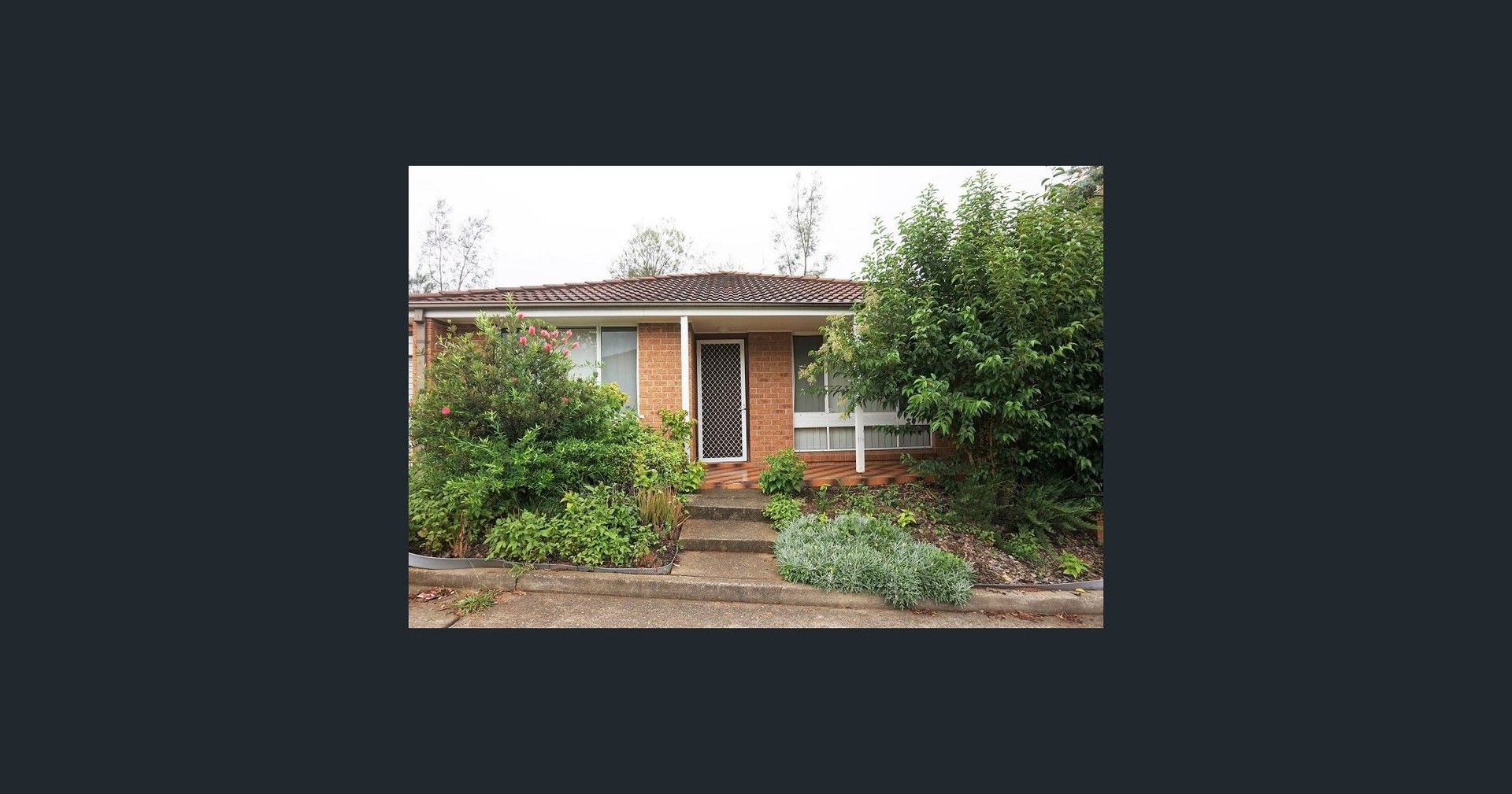 2 bedrooms House in 2/10 Clydesdale Drive BLAIRMOUNT NSW, 2559