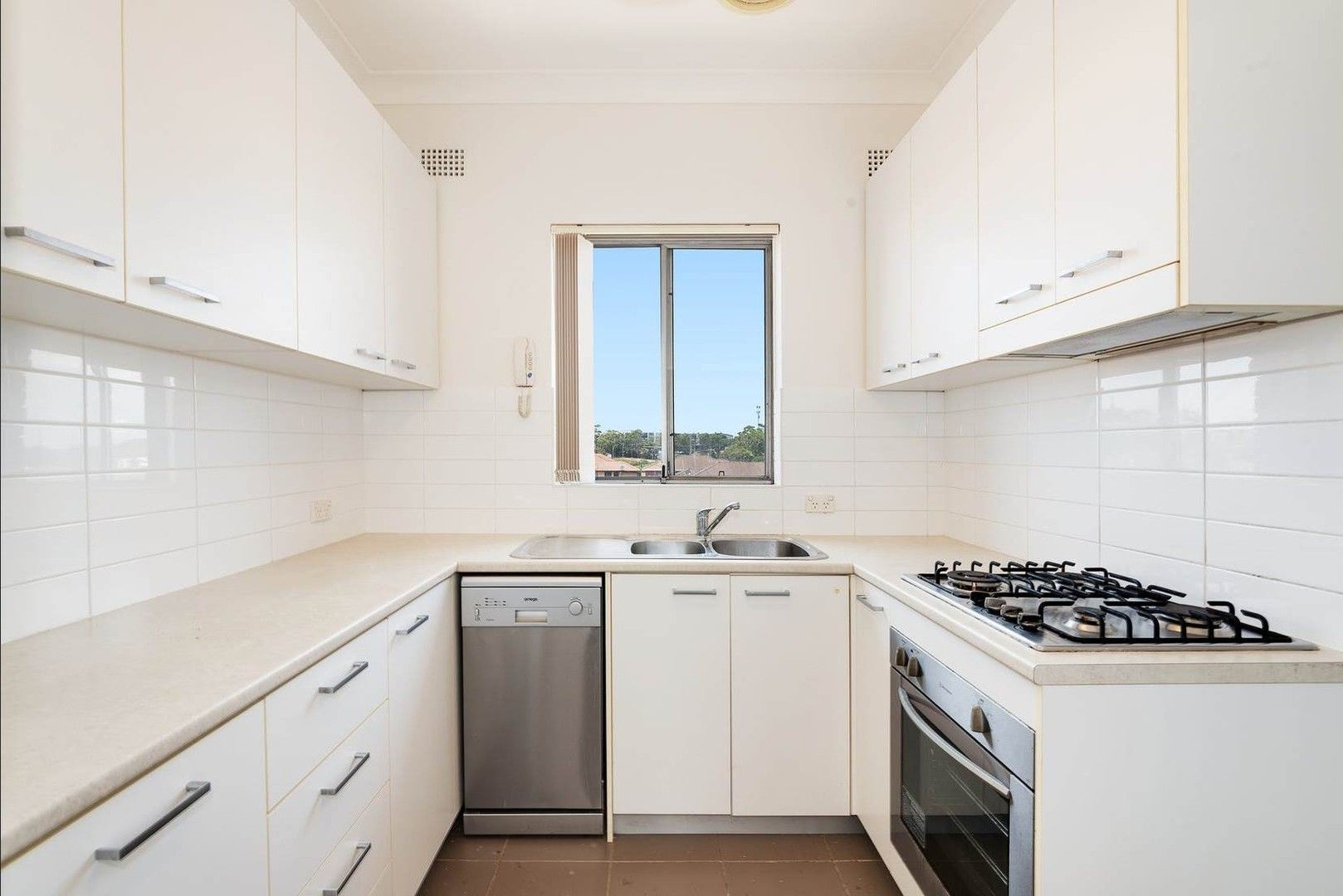 2 bedrooms Apartment / Unit / Flat in 6/601 Bunnerong Road MATRAVILLE NSW, 2036