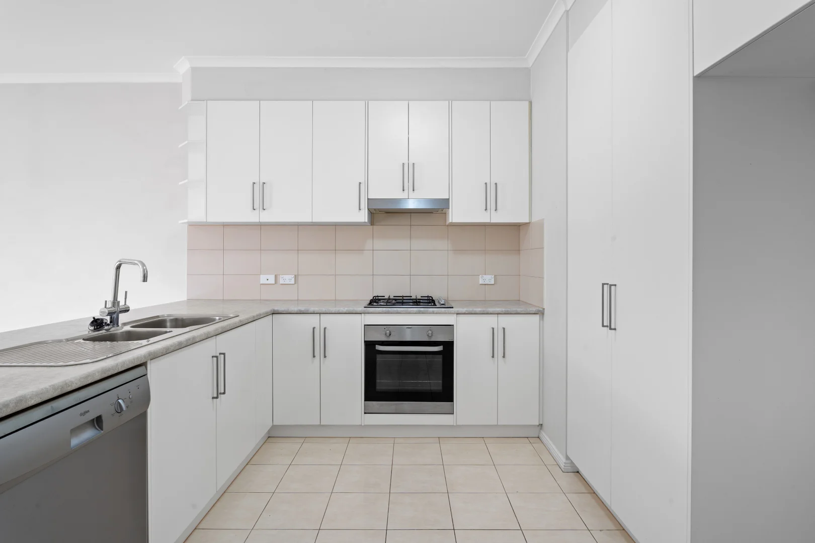 Additional image 3 of 192 Newton Boulevard, Munno Para SA 5115