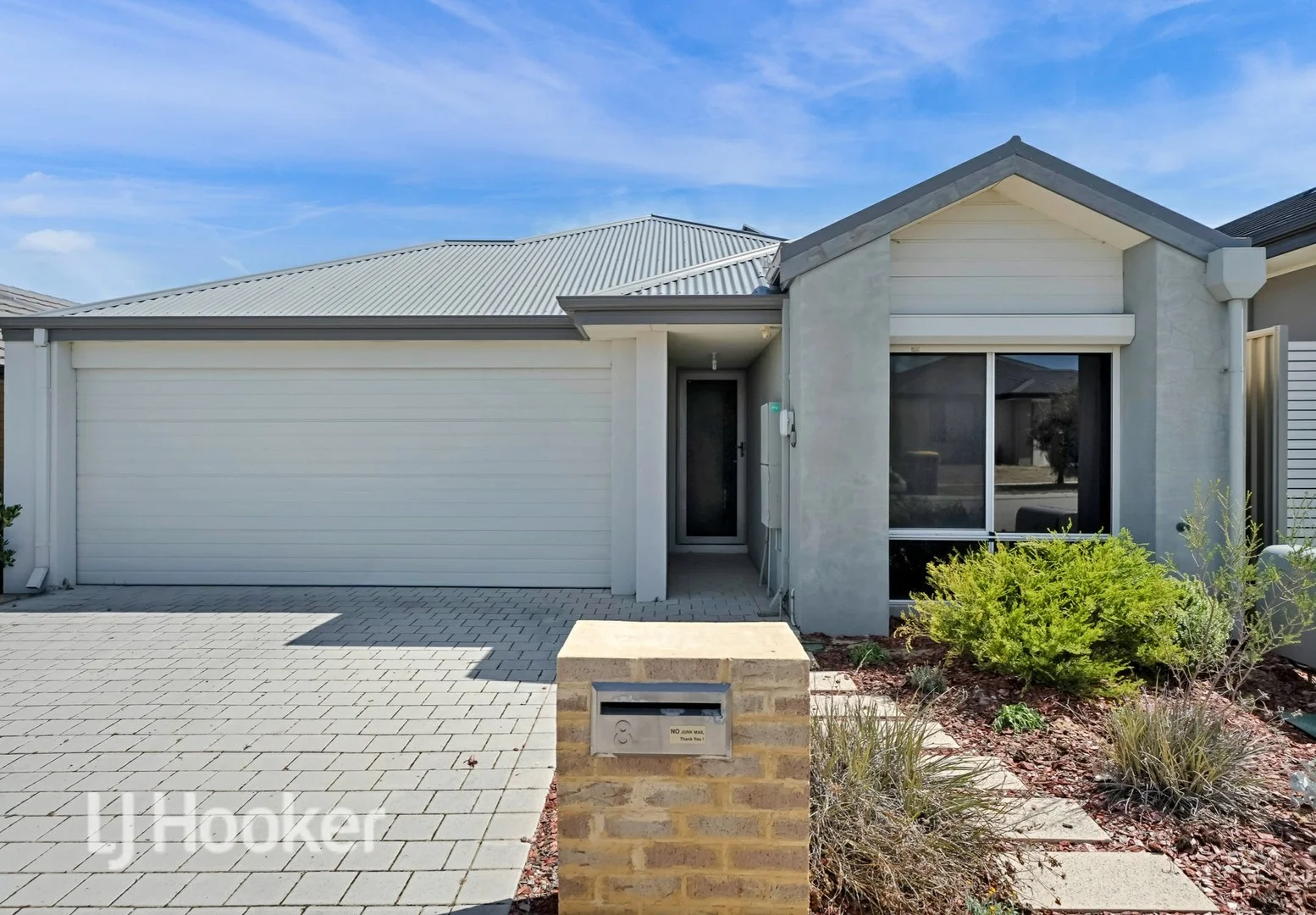 Primary image of 8 Gamboge Street, Eglinton WA 6034