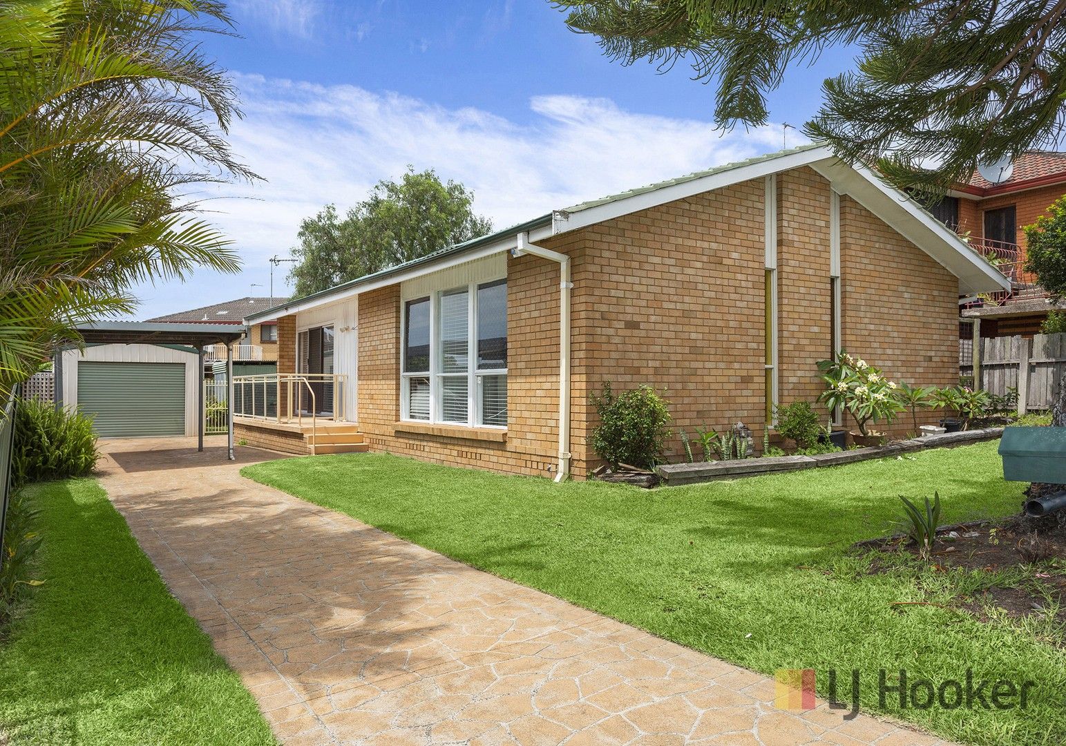 95 Lake Entrance Road, Barrack Heights NSW 2528, Image 0