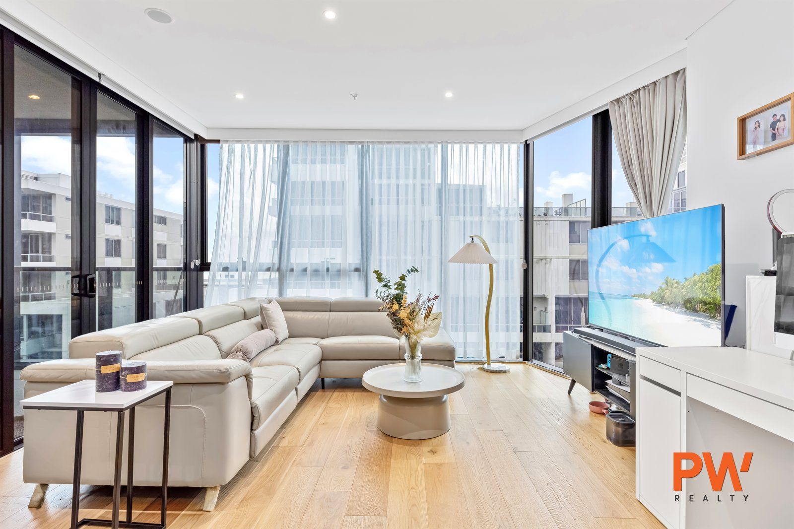 2 bedrooms Apartment / Unit / Flat in 405/21 Marquet Street RHODES NSW, 2138