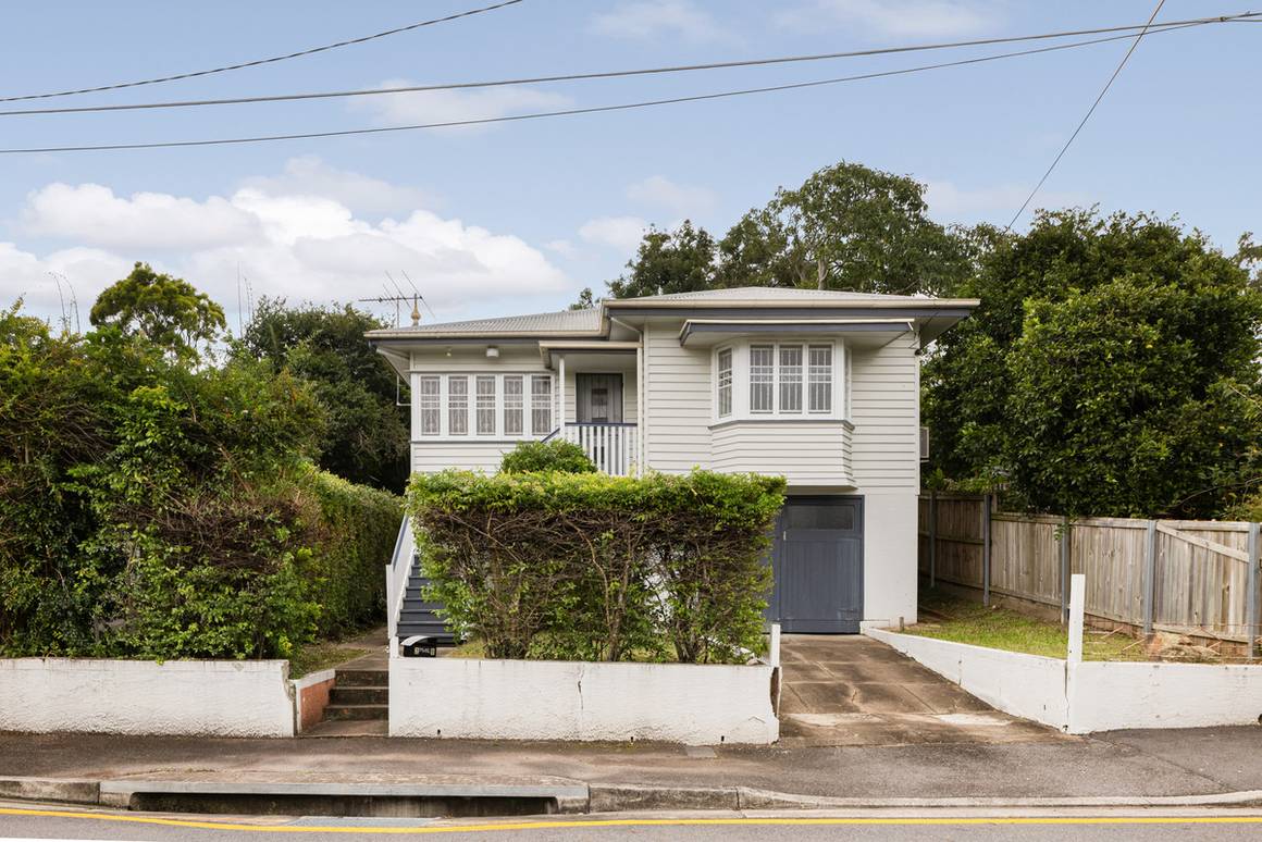Picture of 28 Peterson Street, WOOLLOONGABBA QLD 4102