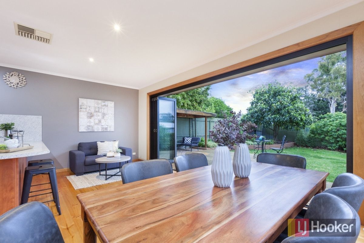 4 Woodstock Street, Valley View SA 5093, Image 0