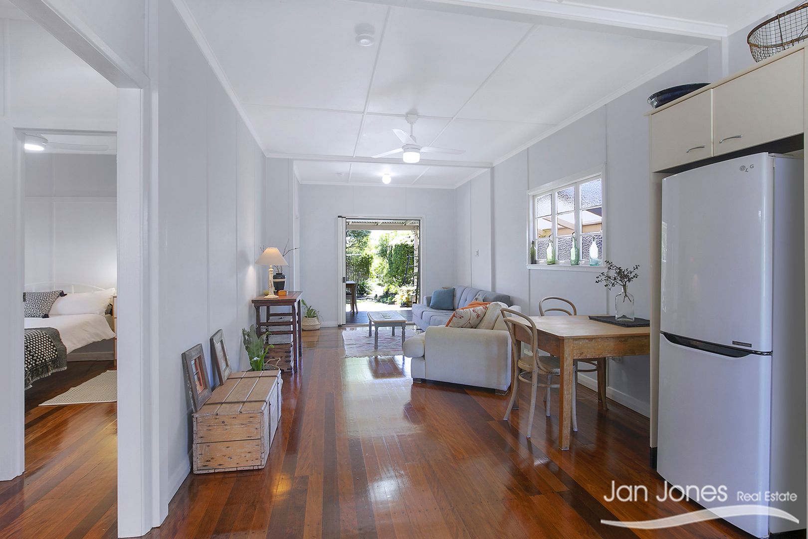 26 Cutts St, Margate QLD 4019, Image 2