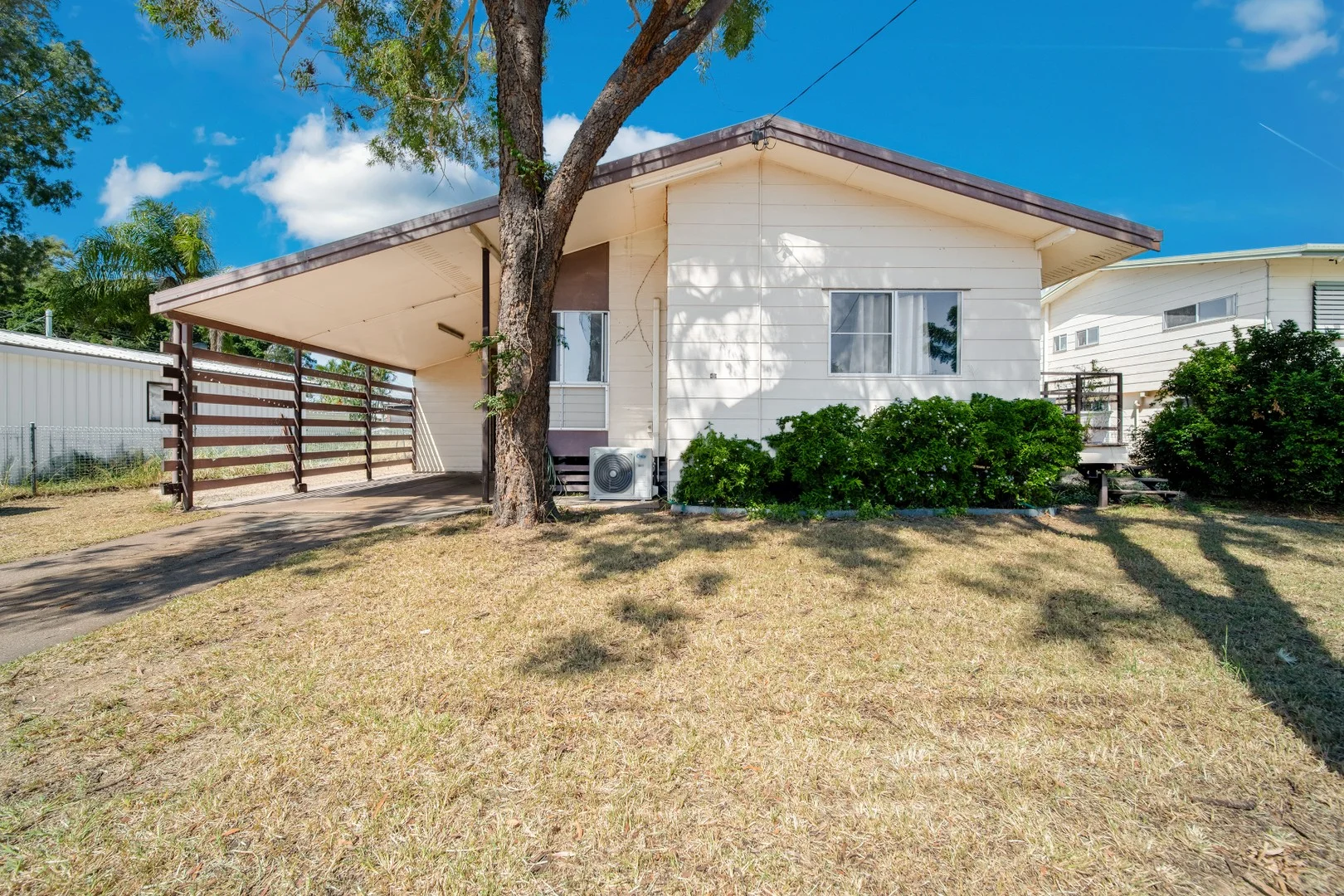 Primary image of 38 Mellish Crescent, Emerald QLD 4720