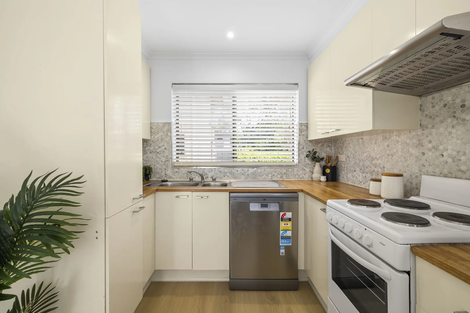 Additional image 4 of 1/257 Enoggera Road, Newmarket QLD 4051