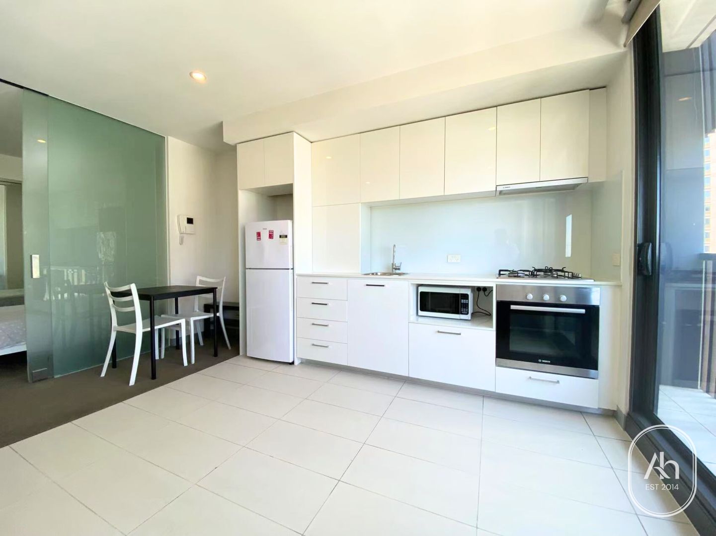 1 bedrooms Apartment / Unit / Flat in 813/6 Leicester Street CARLTON VIC, 3053