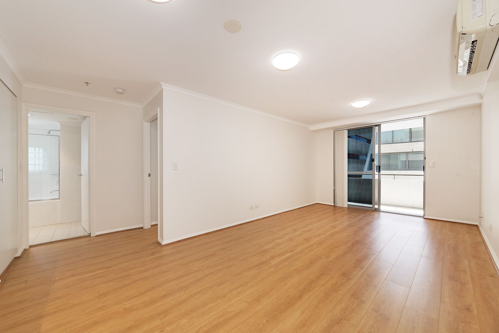 802/2 Atchison Street, St Leonards NSW 2065, Image 2