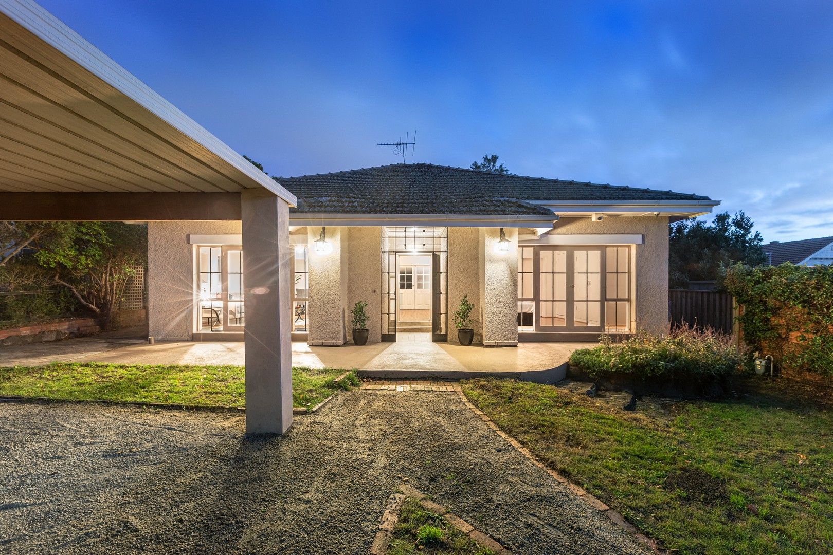 52 Argyle Road, Kew VIC 3101, Image 2