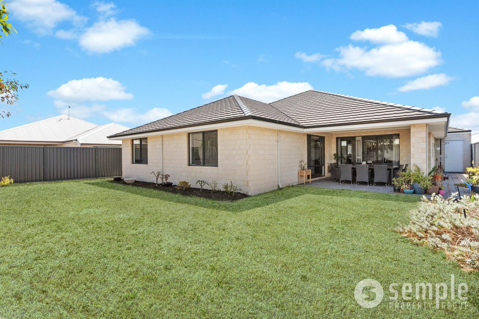 4 Chicory Street, Treeby WA 6164, Image 2