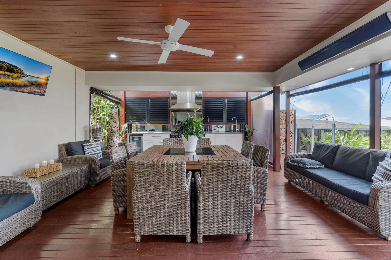 33 Cypress Street, Redland Bay Property History & Address Research