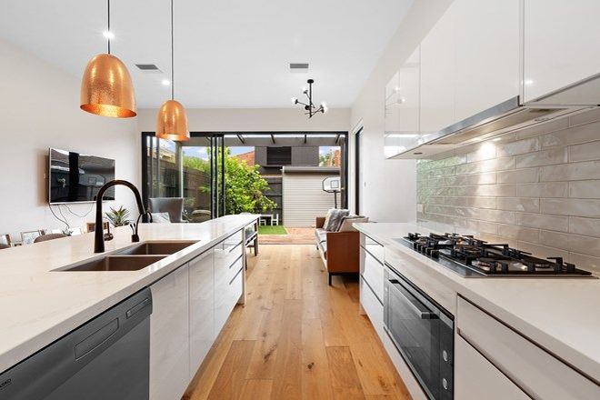 27 3 Bedroom Houses For Sale In St Kilda Vic 3182 Domain