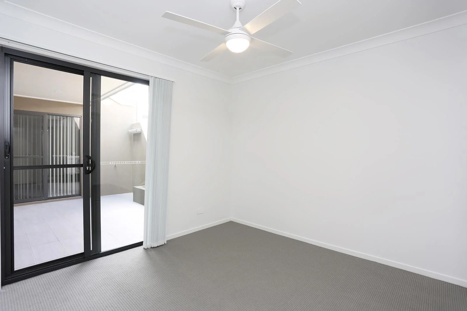 Additional image 8 of 35 Homevale Drive, South Ripley QLD 4306