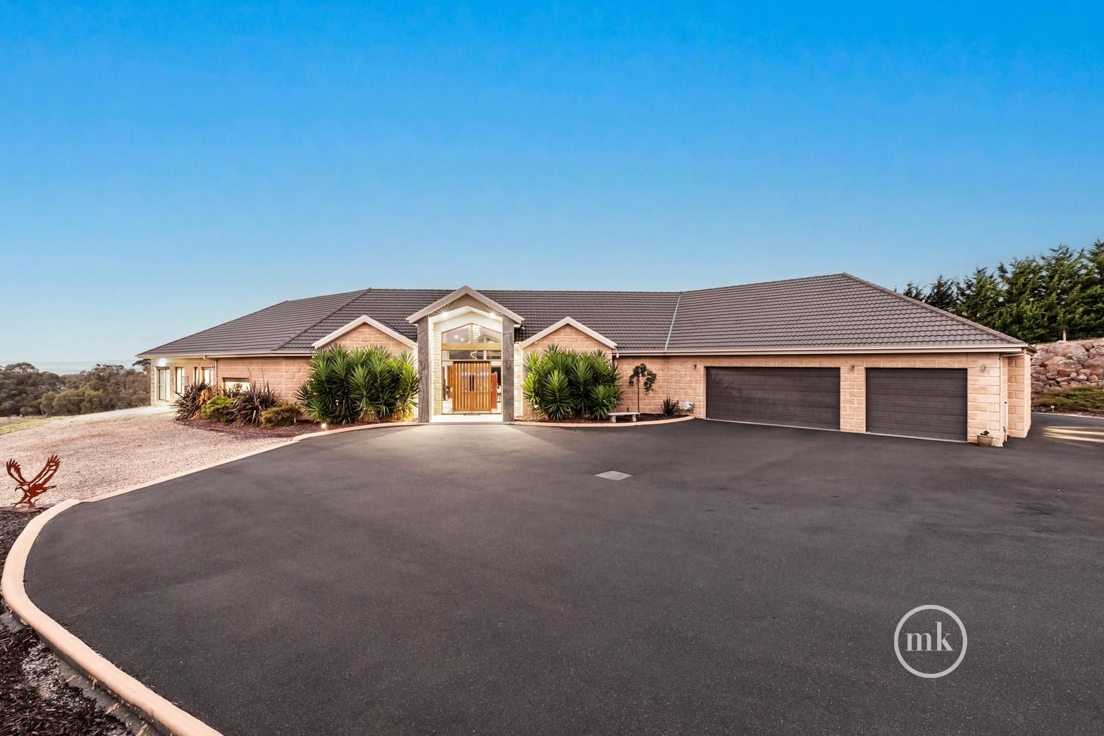 120 Dolomite Rise, Hidden Valley VIC 3756 Domain