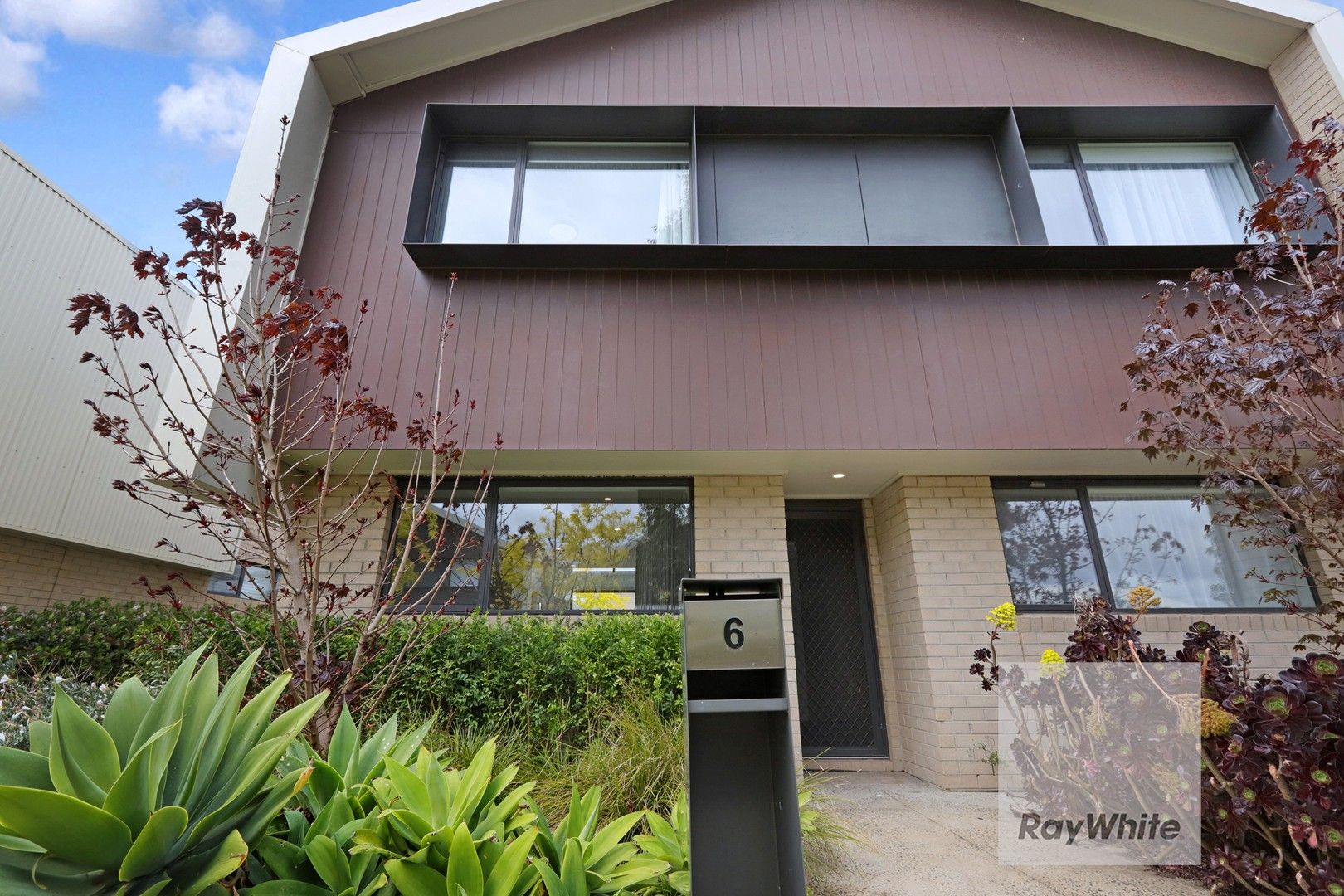 6 Strata Walk, Greenvale VIC 3059, Image 1