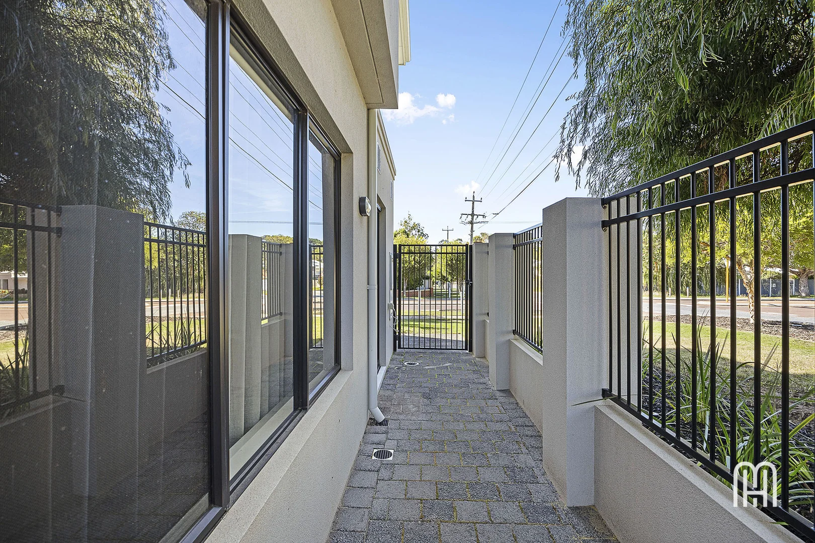 Image 10