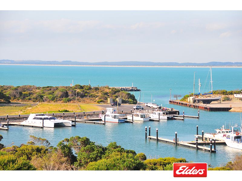 13 Lake Road, Robe SA 5276, Image 0