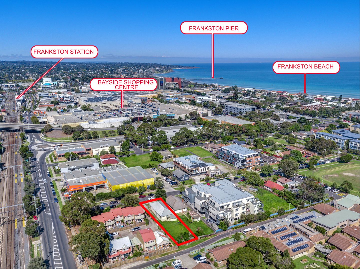 6 bedrooms House in 2&4 Ebdale Street FRANKSTON VIC, 3199