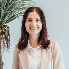 Stella Vogiatzakis, Sales representative