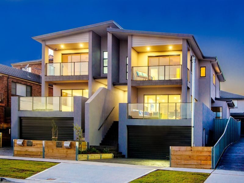 4 bedrooms Semi-Detached in Level 1, 33/33 Yarra Road PHILLIP BAY NSW, 2036