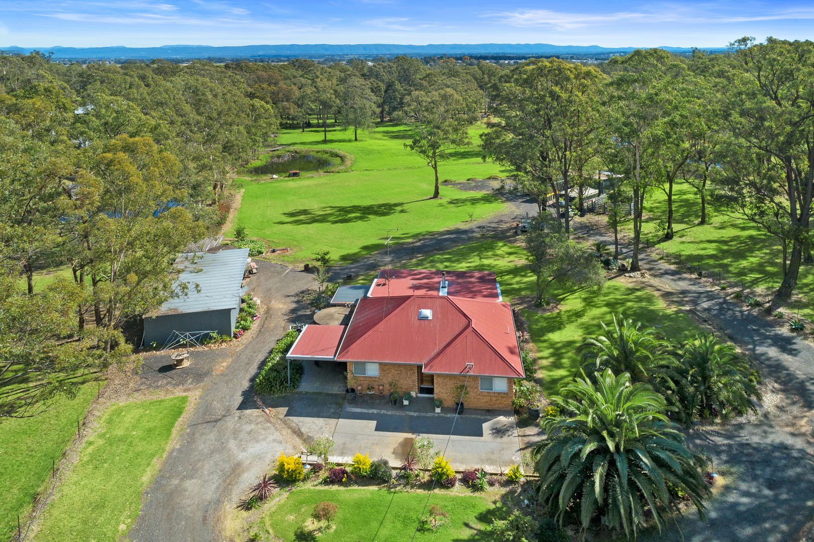 106 Old Pitt Town Road, Pitt Town Property History & Address Research