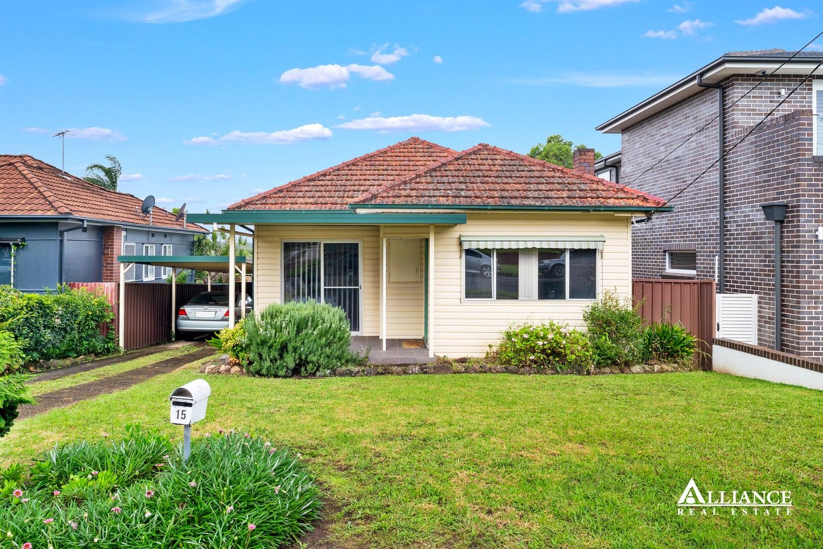 15 Ashmead Avenue, Revesby NSW 2212, Image 0