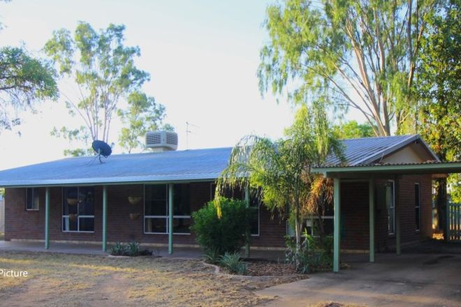 Picture of 5 Hall Place, EMERALD QLD 4720