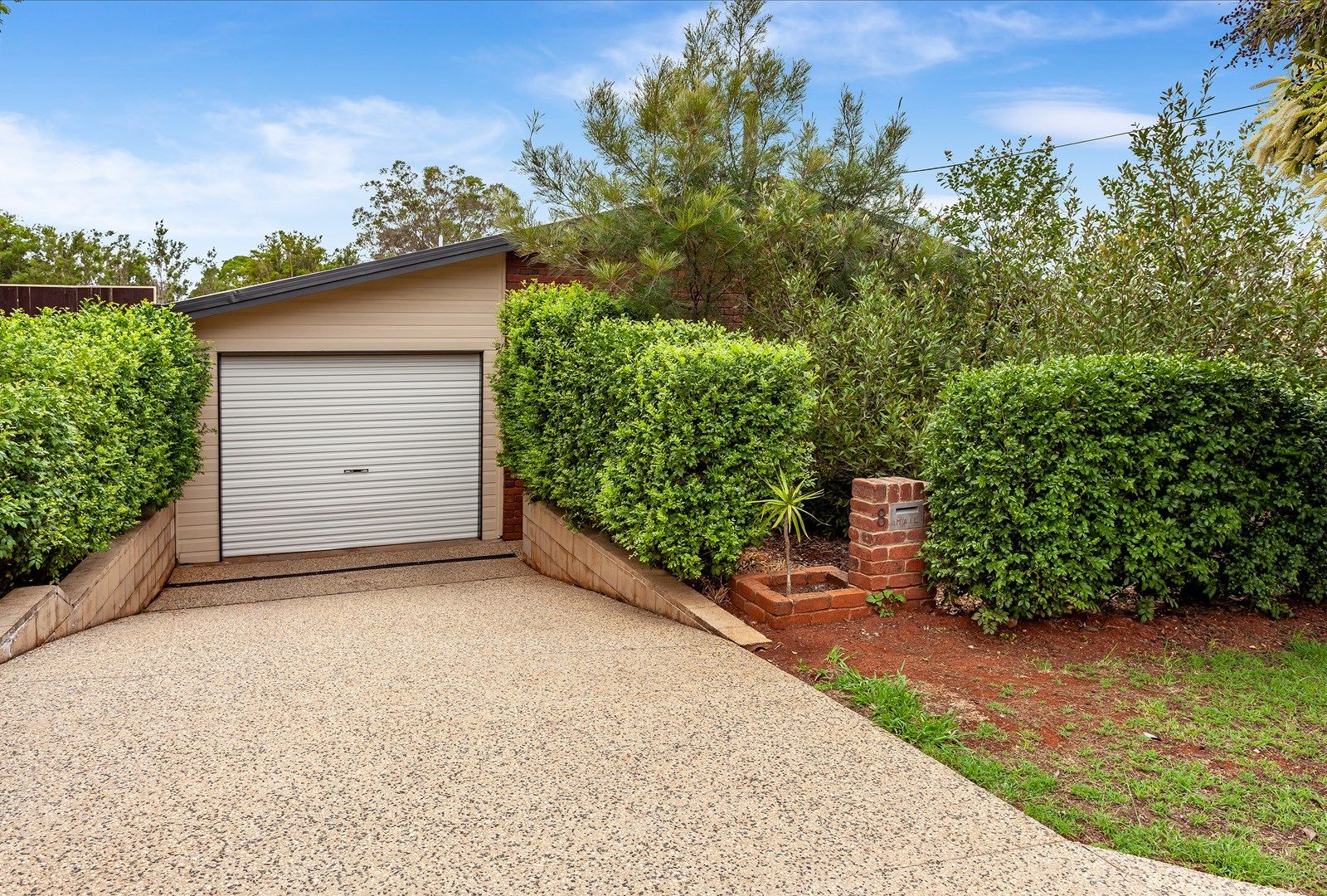 8 Shiraz Court, Wilsonton Heights QLD 4350, Image 1