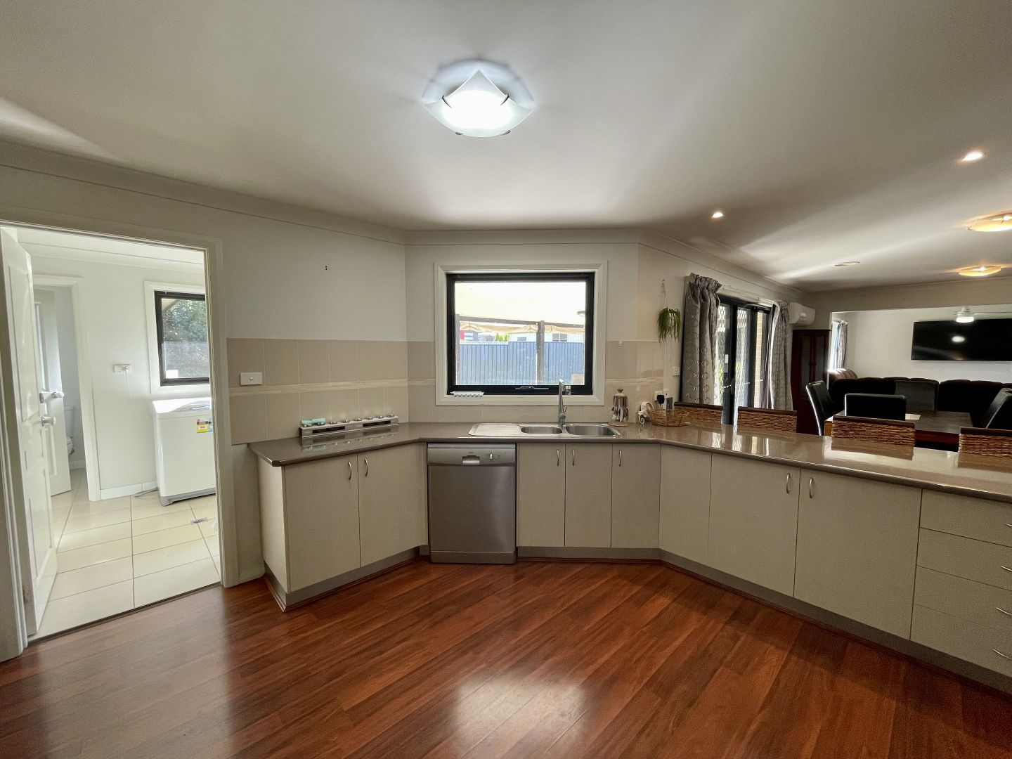 Orange NSW 2800 4 beds house for Rent, 1,500 15701818 Domain