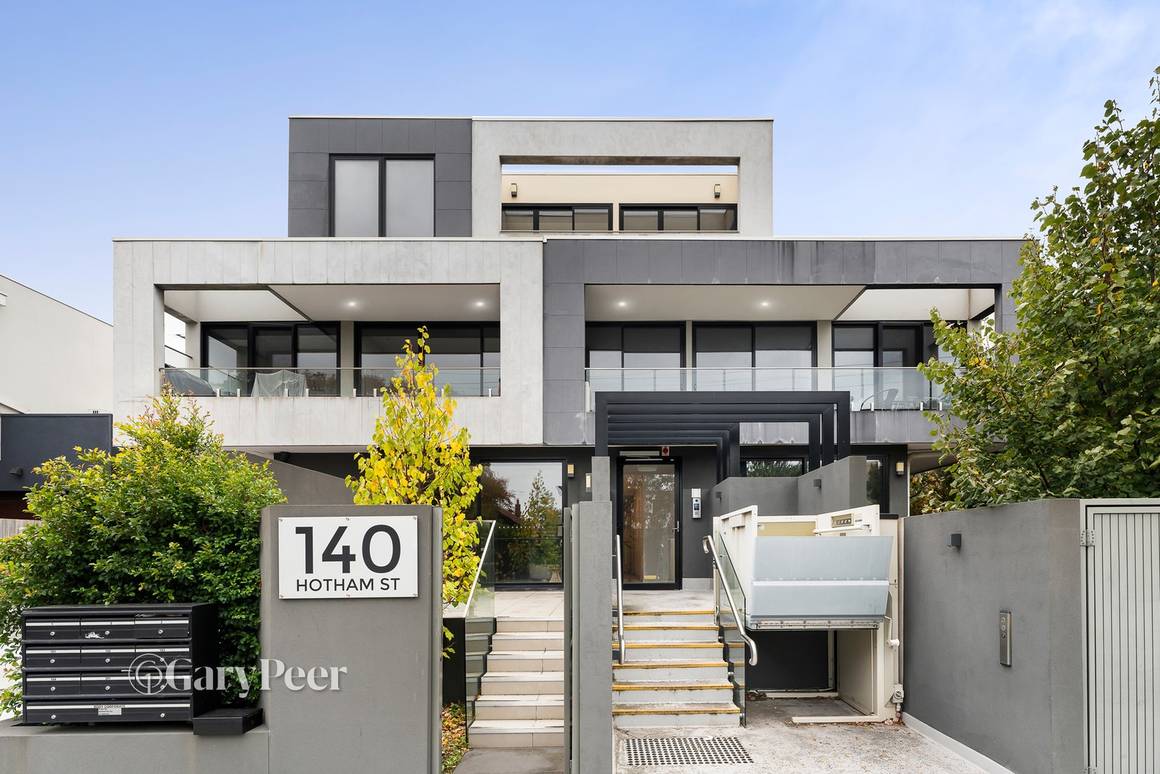 Picture of 1/140 Hotham Street, ST KILDA EAST VIC 3183
