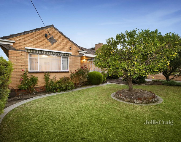 29 Magdala Avenue, Strathmore VIC 3041