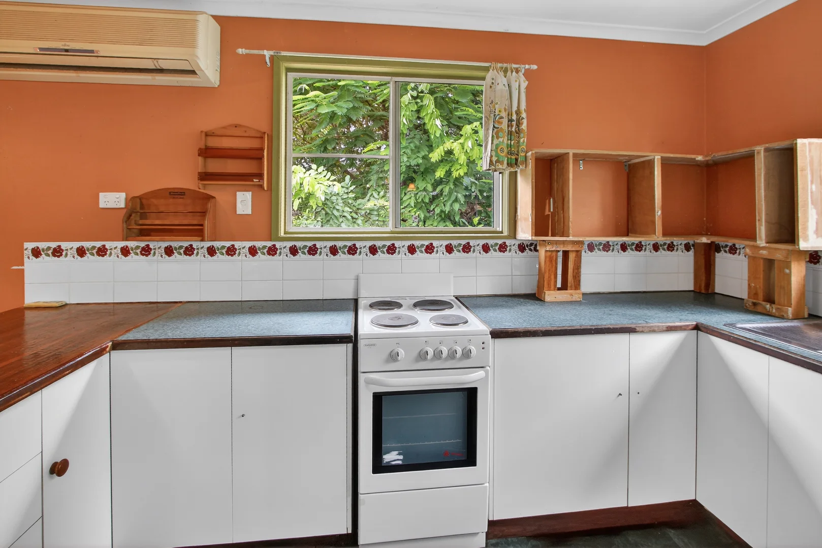 Additional image 21 of 11 Bull Crescent, Bowen QLD 4805